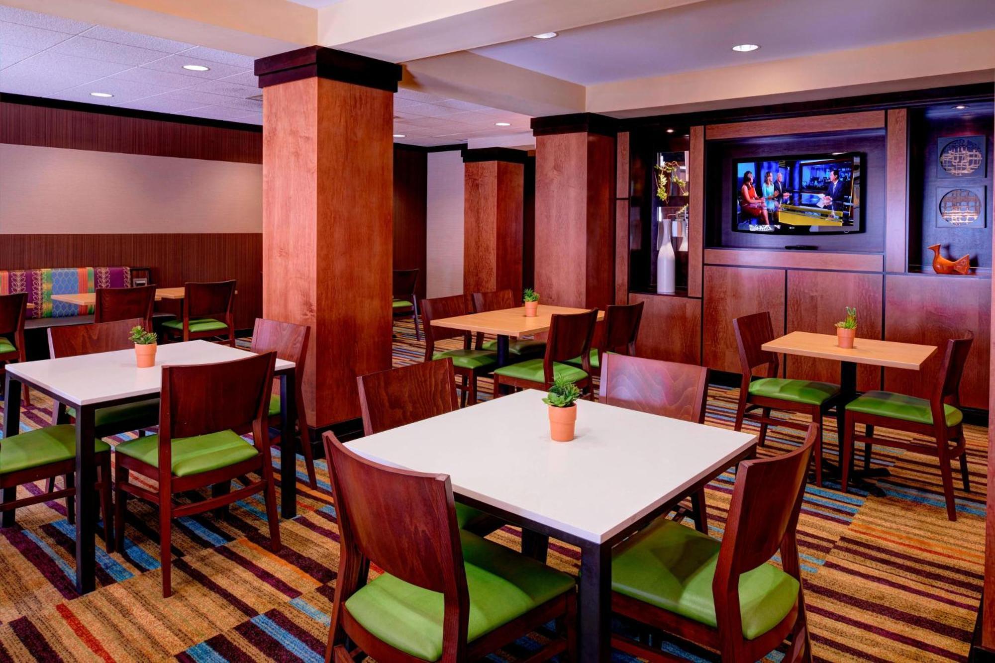 Fairfield Inn And Suites New Buffalo Exterior foto